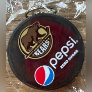 NIP HERSHEY BEARS Hockey Puck Keychain Case Holder & Silicone Straw CALDER CUP